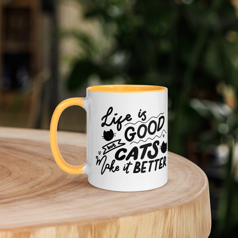 TAZA DE CERÁMICA con interior y asa de color – “Life is good but cats make it better”