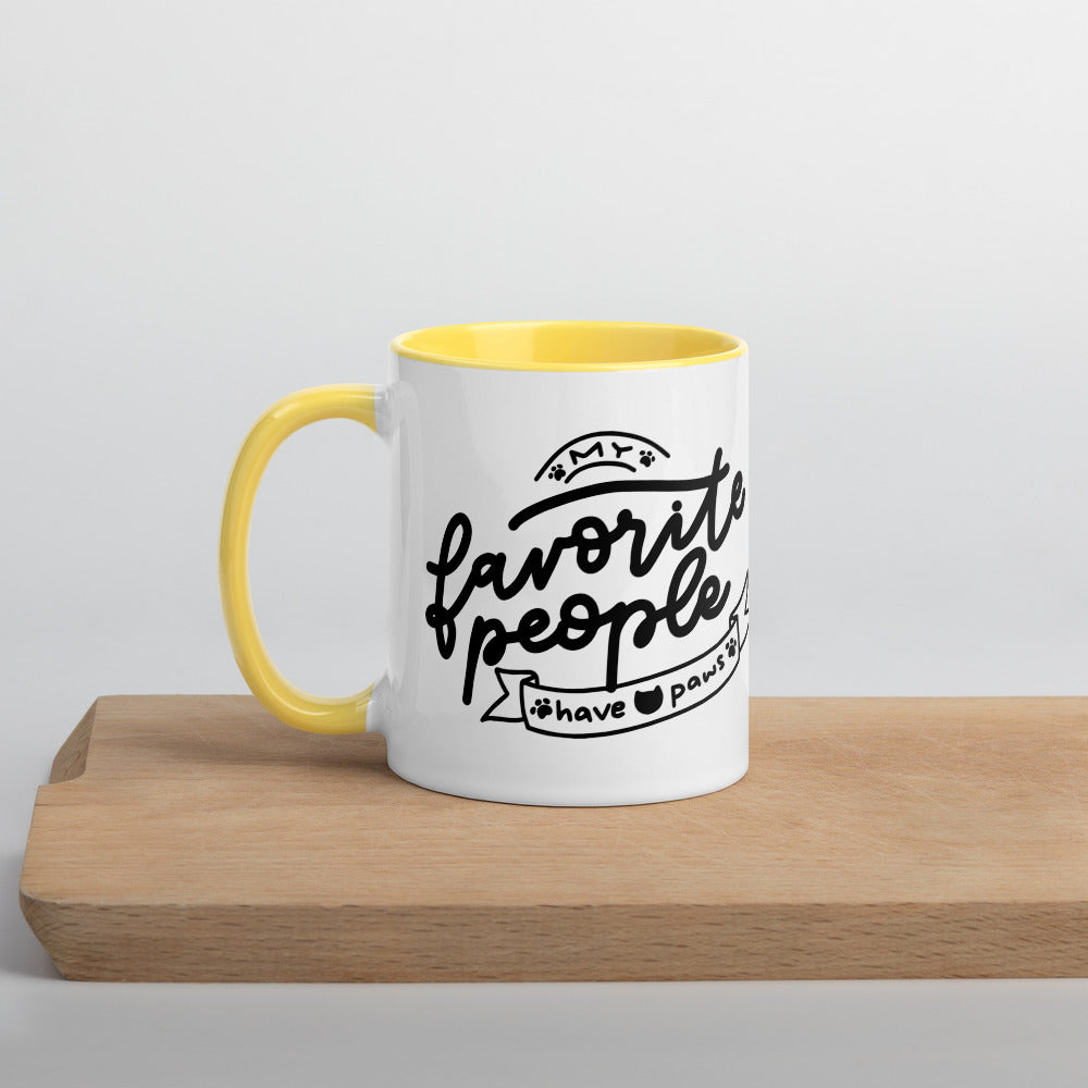TAZA DE CERÁMICA con interior y asa de color – “My favorite people have paws”