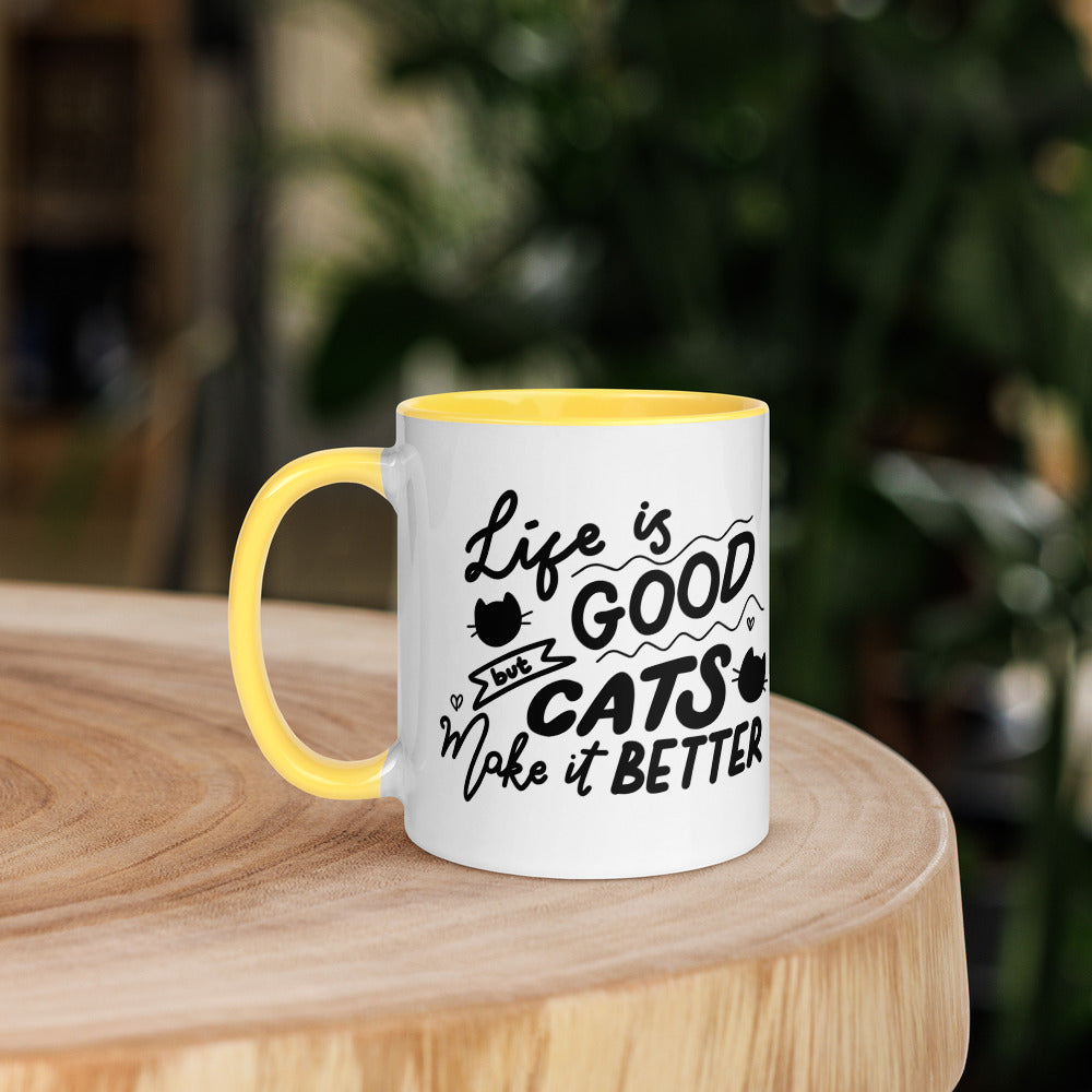 TAZA DE CERÁMICA con interior y asa de color – “Life is good but cats make it better”